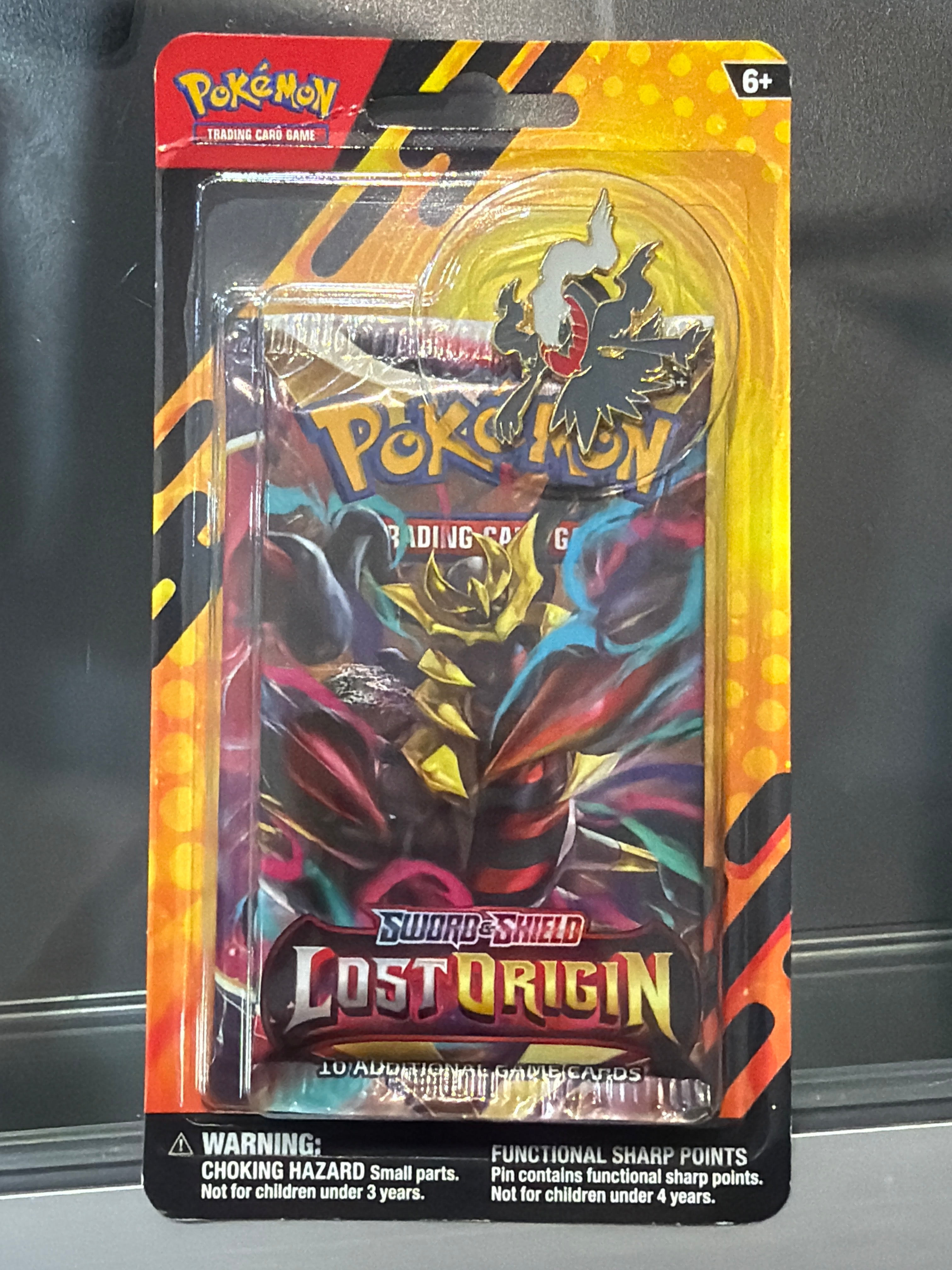 Pokemon TCG Arceus / Darkrai Pin Blister Pack Assorted