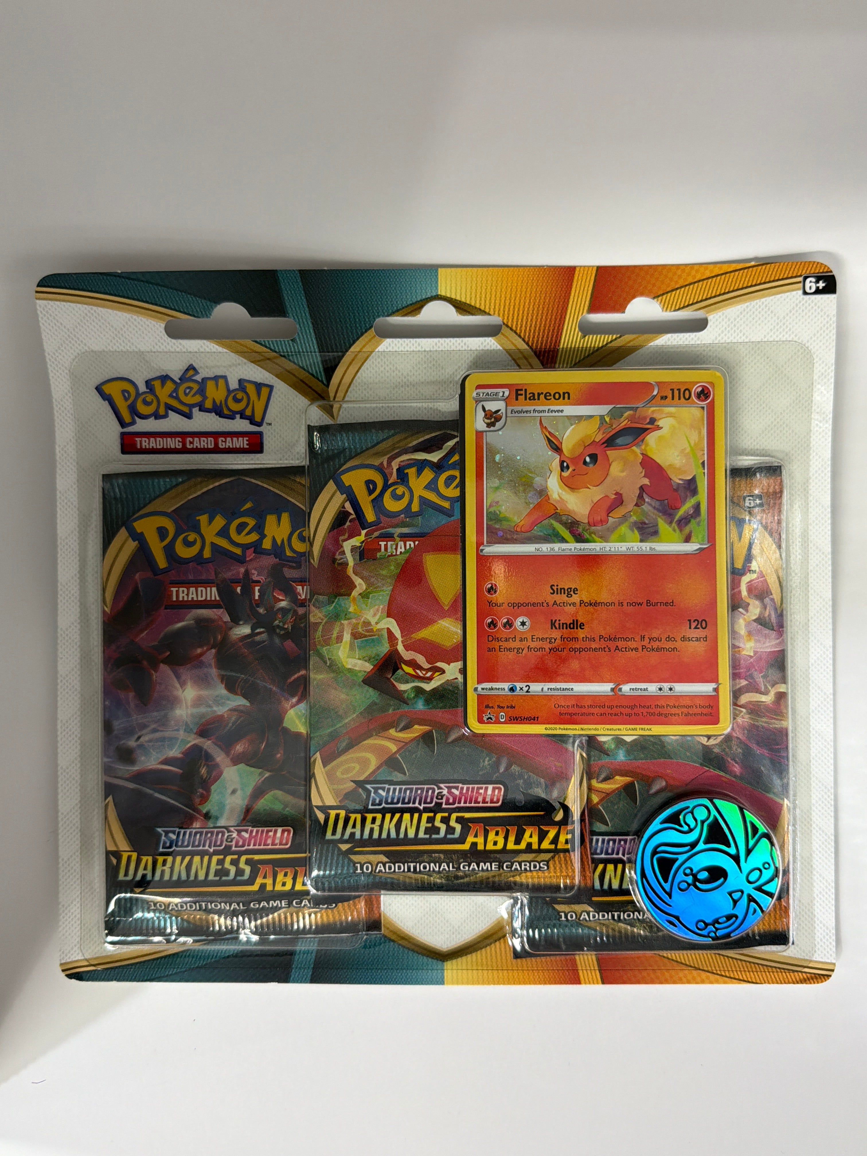Pokémon TCG: Sword & Shield Darkness Ablaze 3-Booster Blister